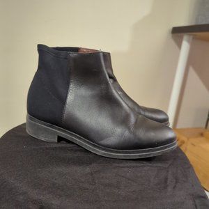BCBGMAXAZRIA black ankle boots
